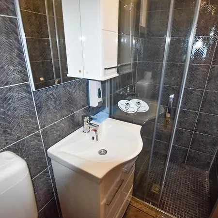 Hébergement de vacances House Pine Shadow